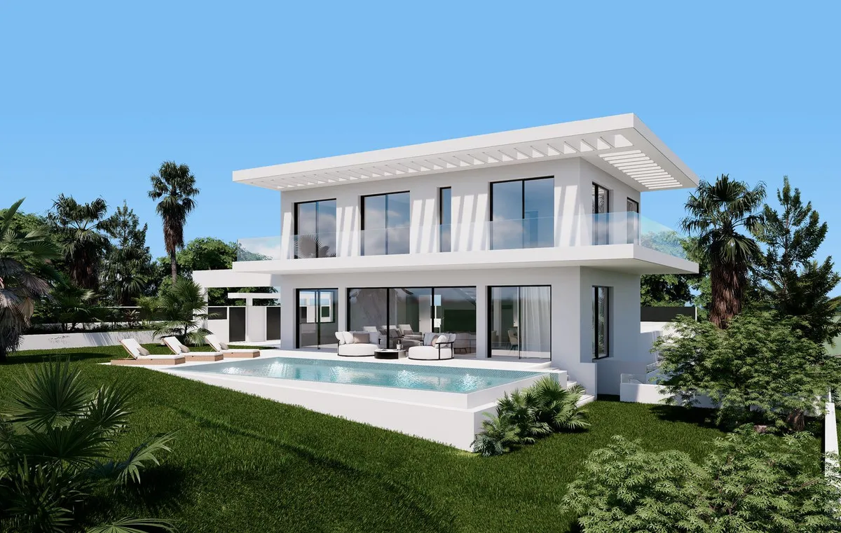 Villa te koop in Elviria, Malaga, Spanje