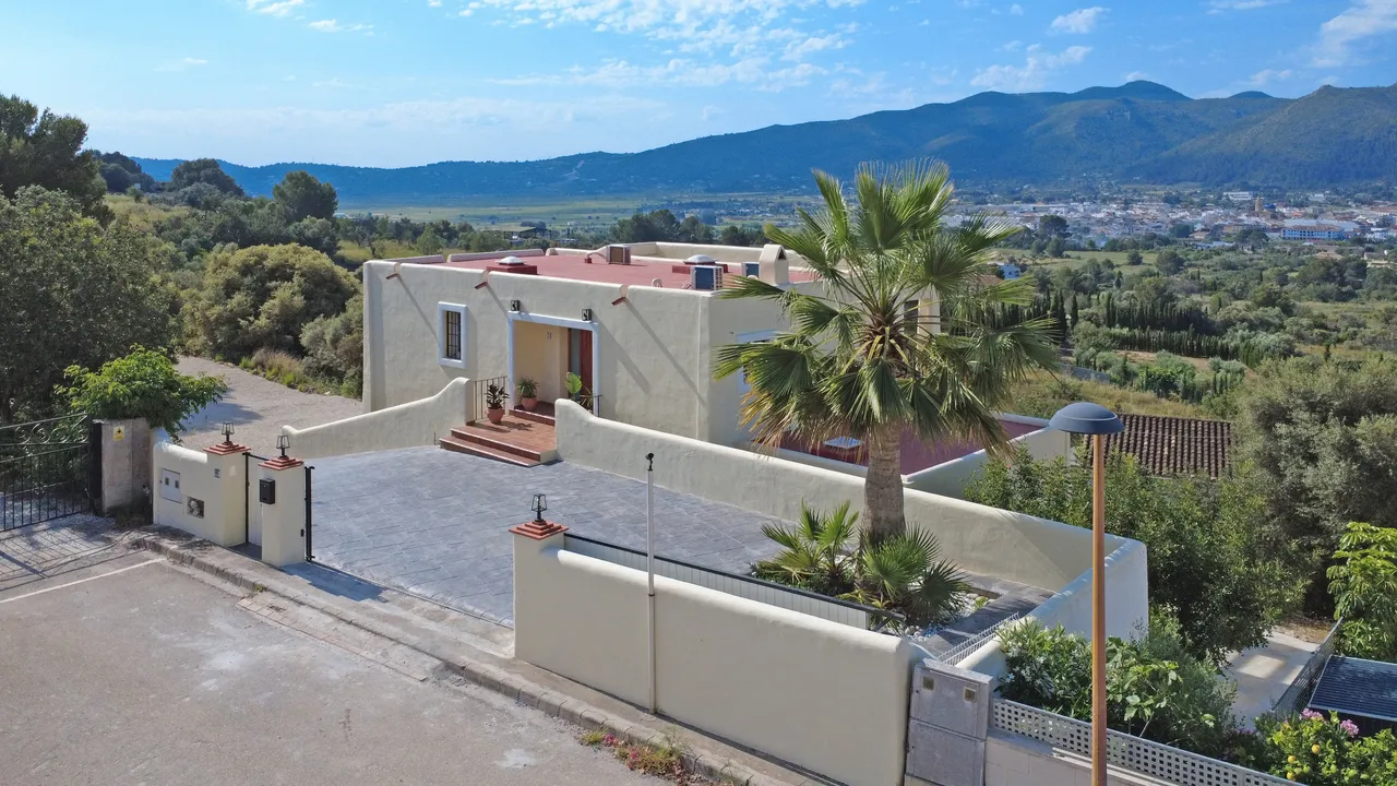 Villa te koop in Jalon, Alicante, Spanje