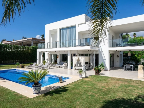 Villa te koop in La Quinta, Malaga, Spanje