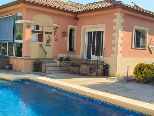 Villa te koop in La Romana, Alicante, Spanje