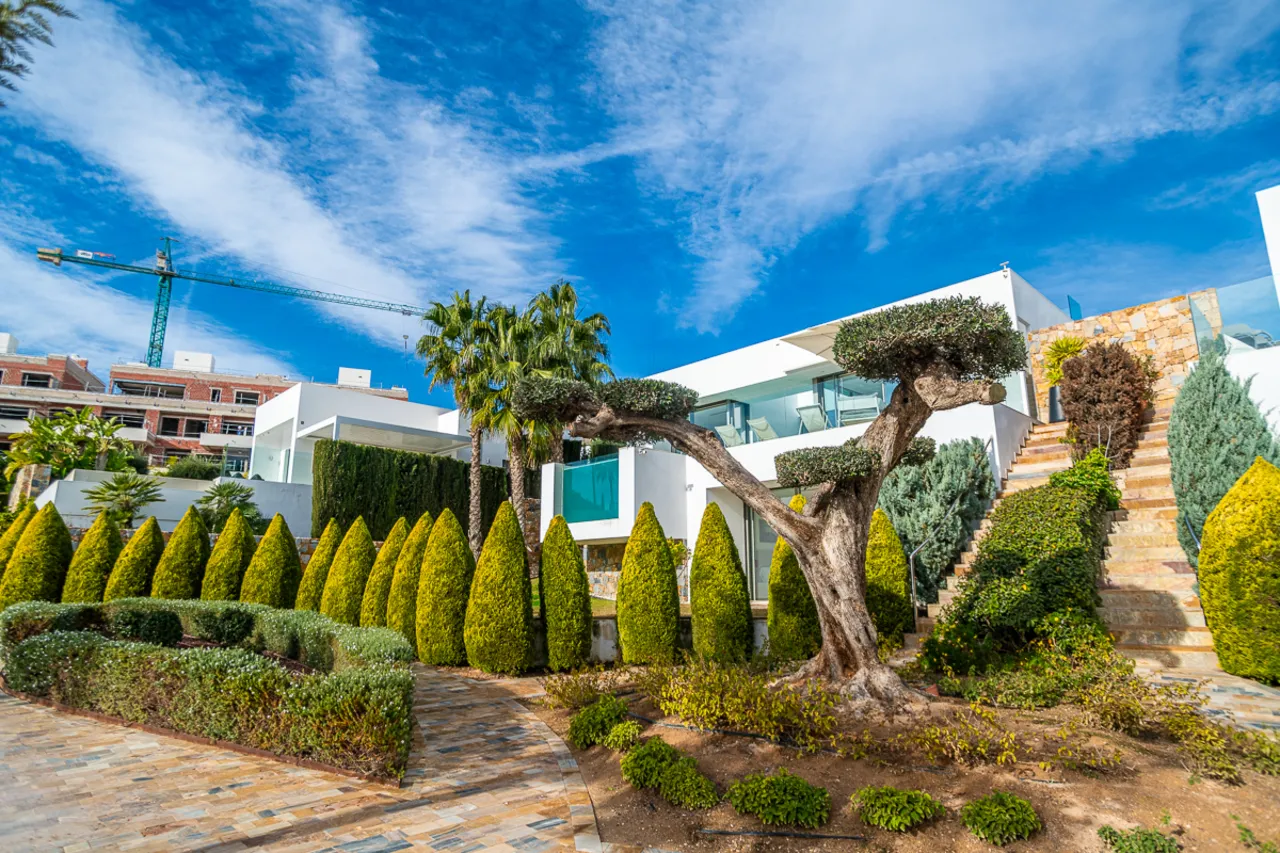 Villa te koop in Las Colinas Golf Resort, Alicante, Spanje