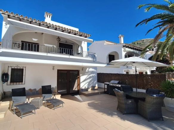 Villa te koop in Moraira, Alicante, Spanje