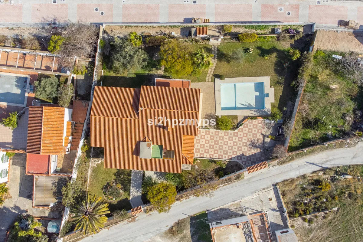 Villa te koop in Nerja, Malaga, Spanje