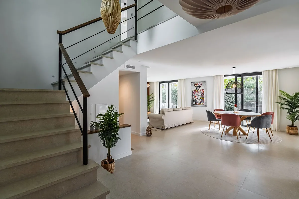 Villa te koop in Nueva Andalucia, Malaga, Spanje