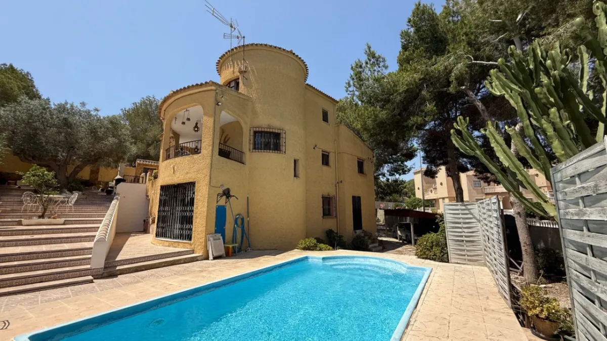 Villa te koop in Orihuela, Alicante, Spanje