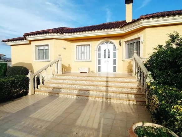 Villa te koop in Orihuela, Alicante, Spanje