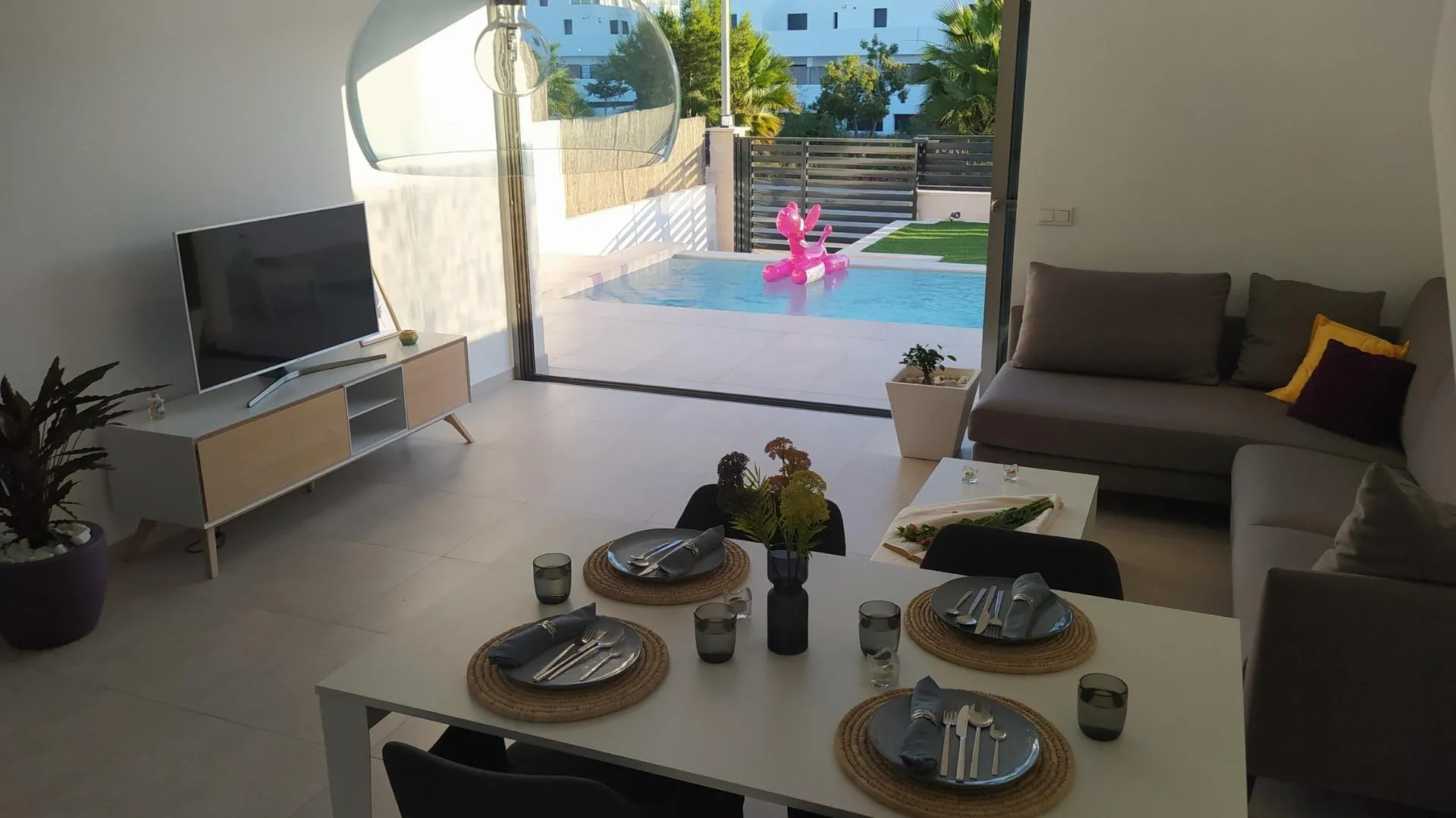 Villa te koop in Orihuela, Alicante, Spanje Villa te koop in Orihuela, Alicante, Spanje