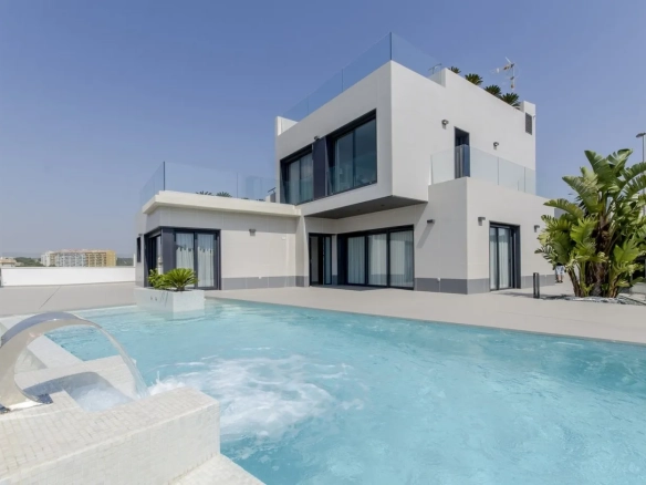 Villa te koop in Orihuela Costa, Alicante, Spanje