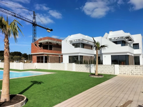Villa te koop in Pilar de la Horadada, Alicante, Spanje