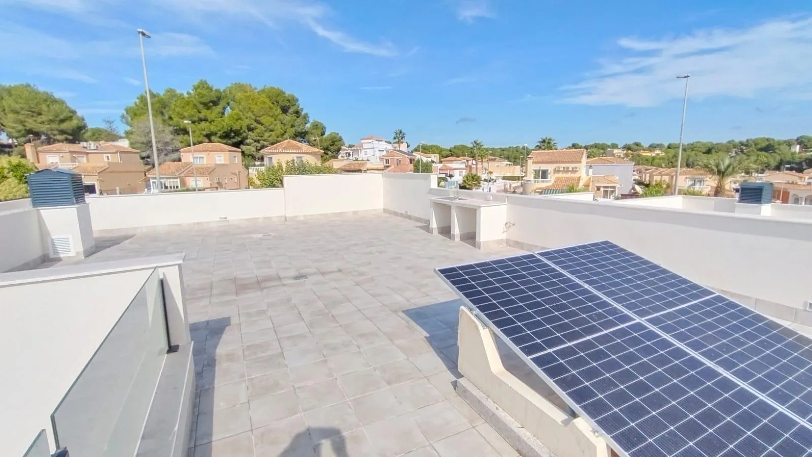 Villa te koop in Pilar de la Horadada, Alicante, Spanje Villa te koop in Pilar de la Horadada, Alicante, Spanje