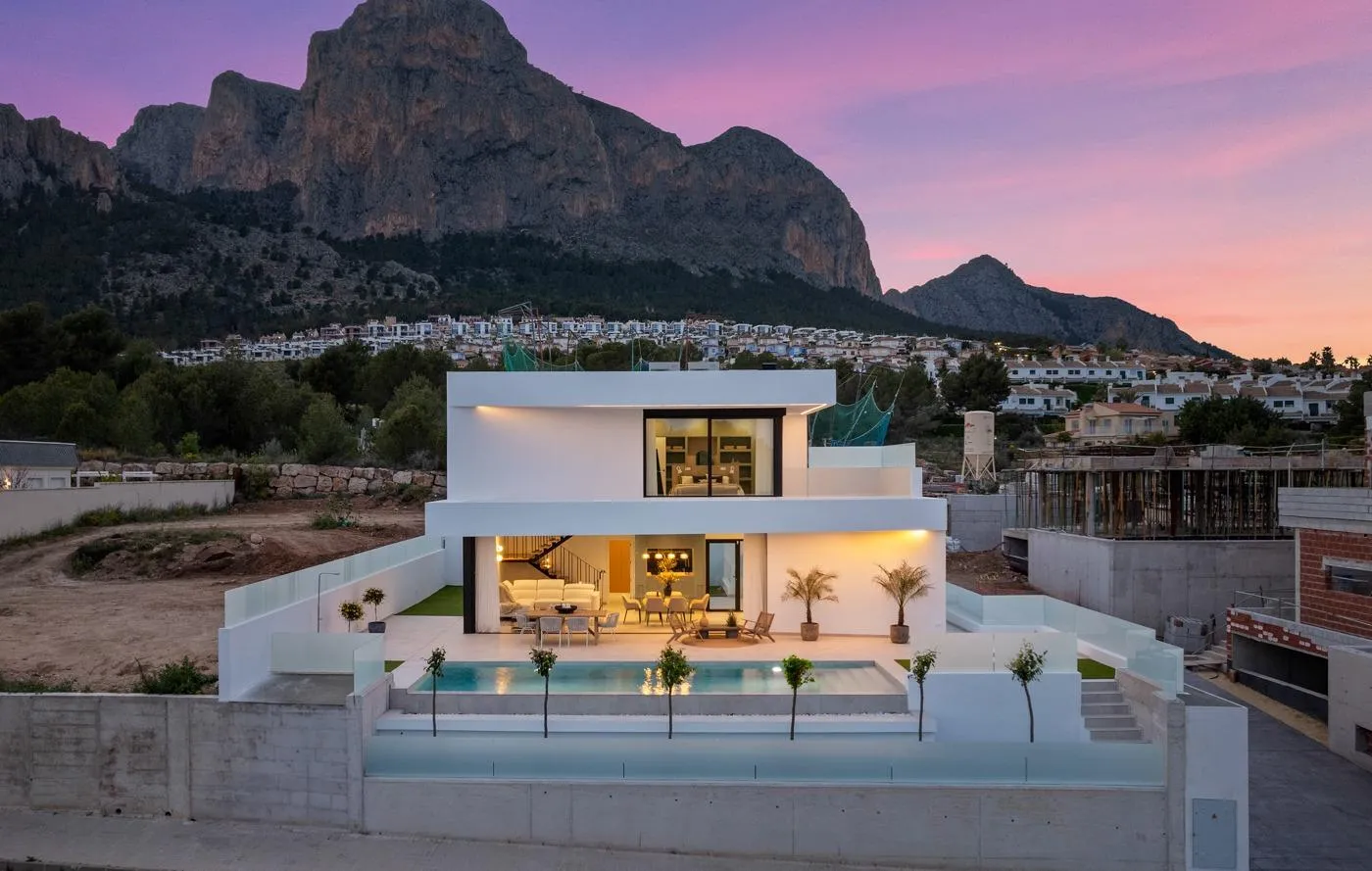 Villa te koop in Polop, Alicante, Spanje Villa te koop in Polop, Alicante, Spanje