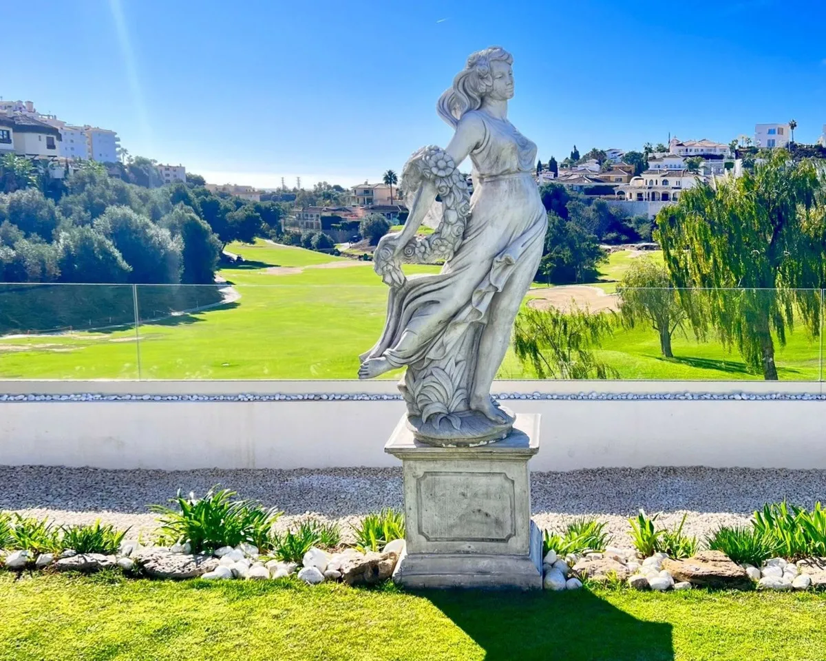Villa te koop in Riviera del Sol, Malaga, Spanje
