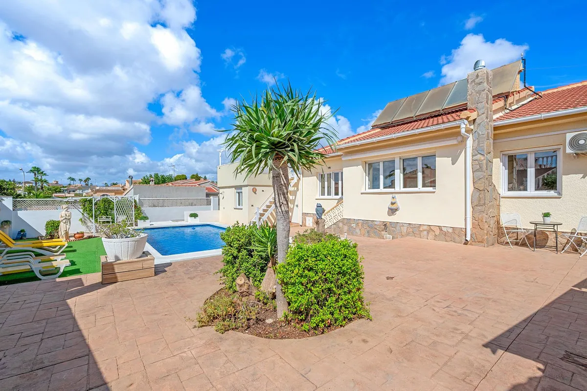 Villa te koop in Rojales, Alicante, Spanje