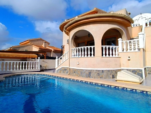 Villa te koop in Rojales, Alicante, Spanje