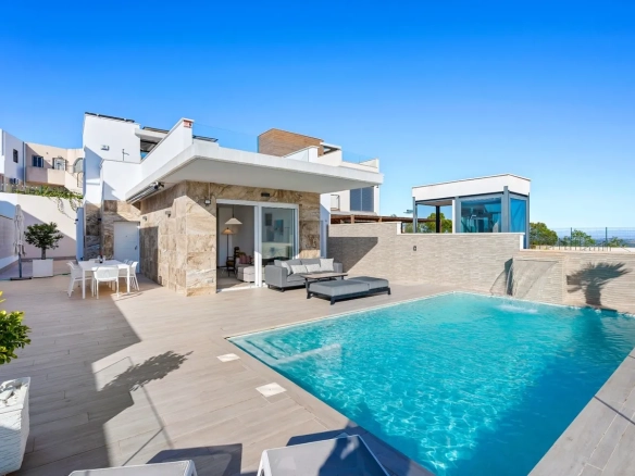 Villa te koop in San Miguel de Salinas, Alicante, Spanje