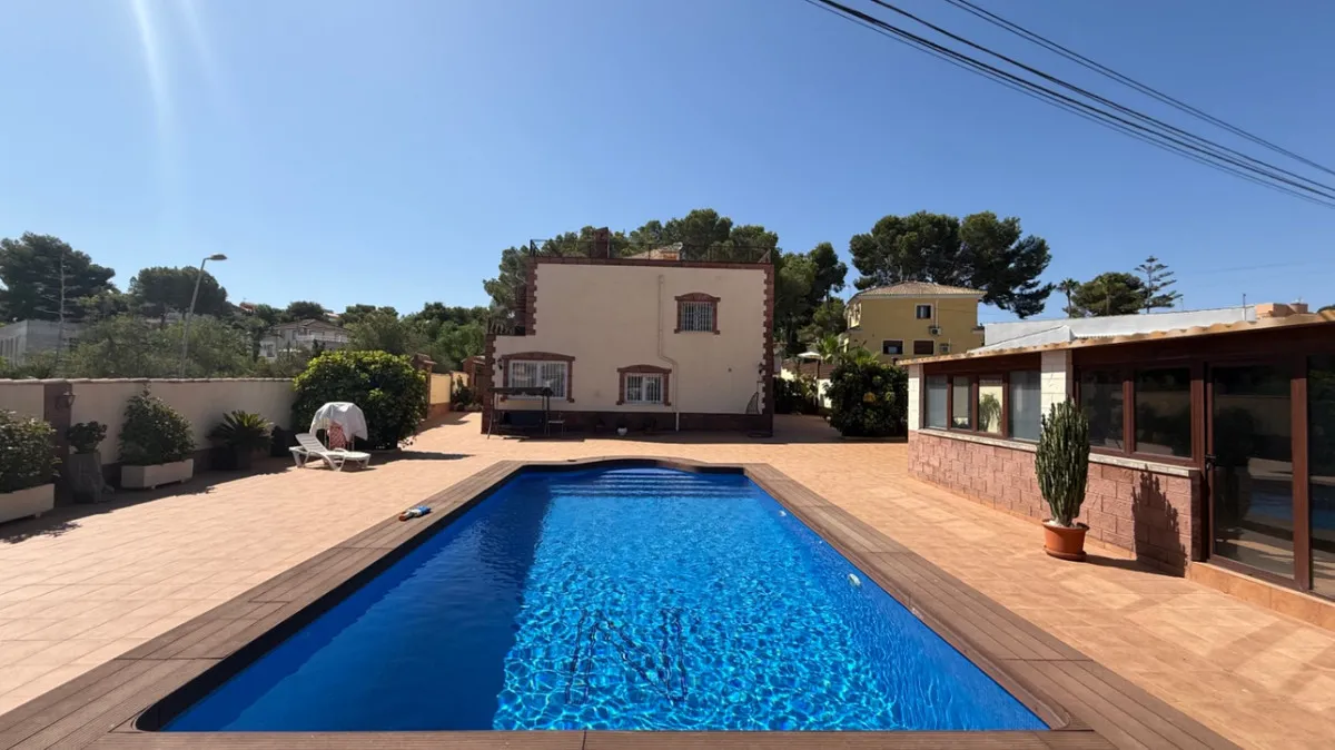 Villa te koop in Torrevieja, Alicante, Spanje