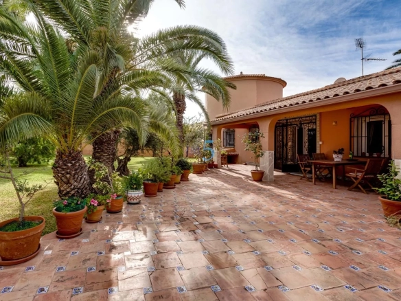 Villa te koop in Torrevieja, Alicante, Spanje