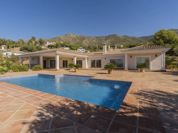 Villa te koop in Valtocado, Malaga, Spanje