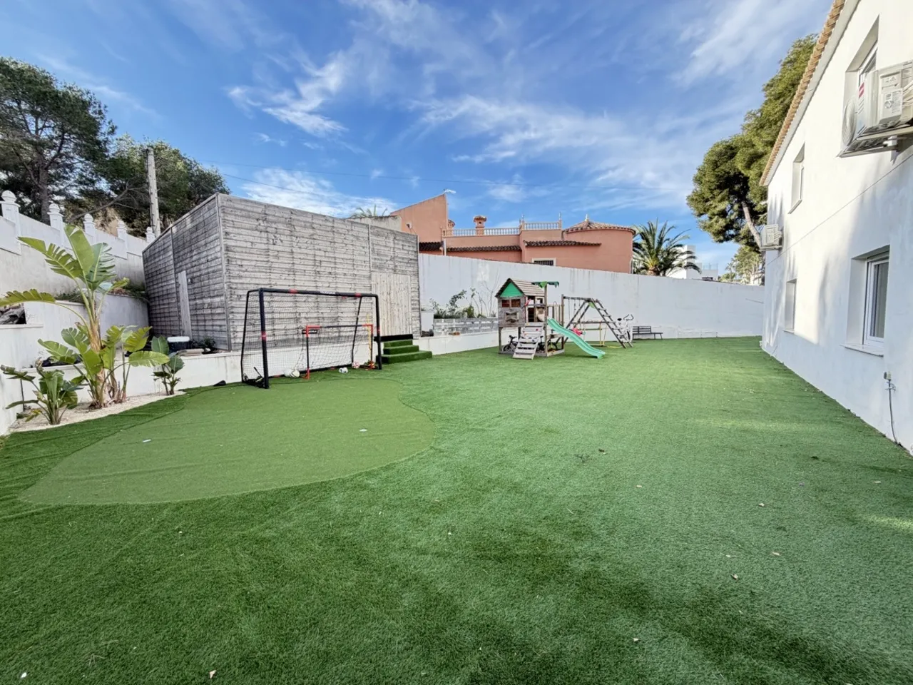 Villa te koop in Villamartin, Alicante, Spanje