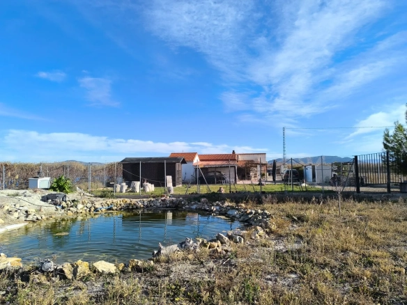 Villa te koop in Villena, Alicante, Spanje