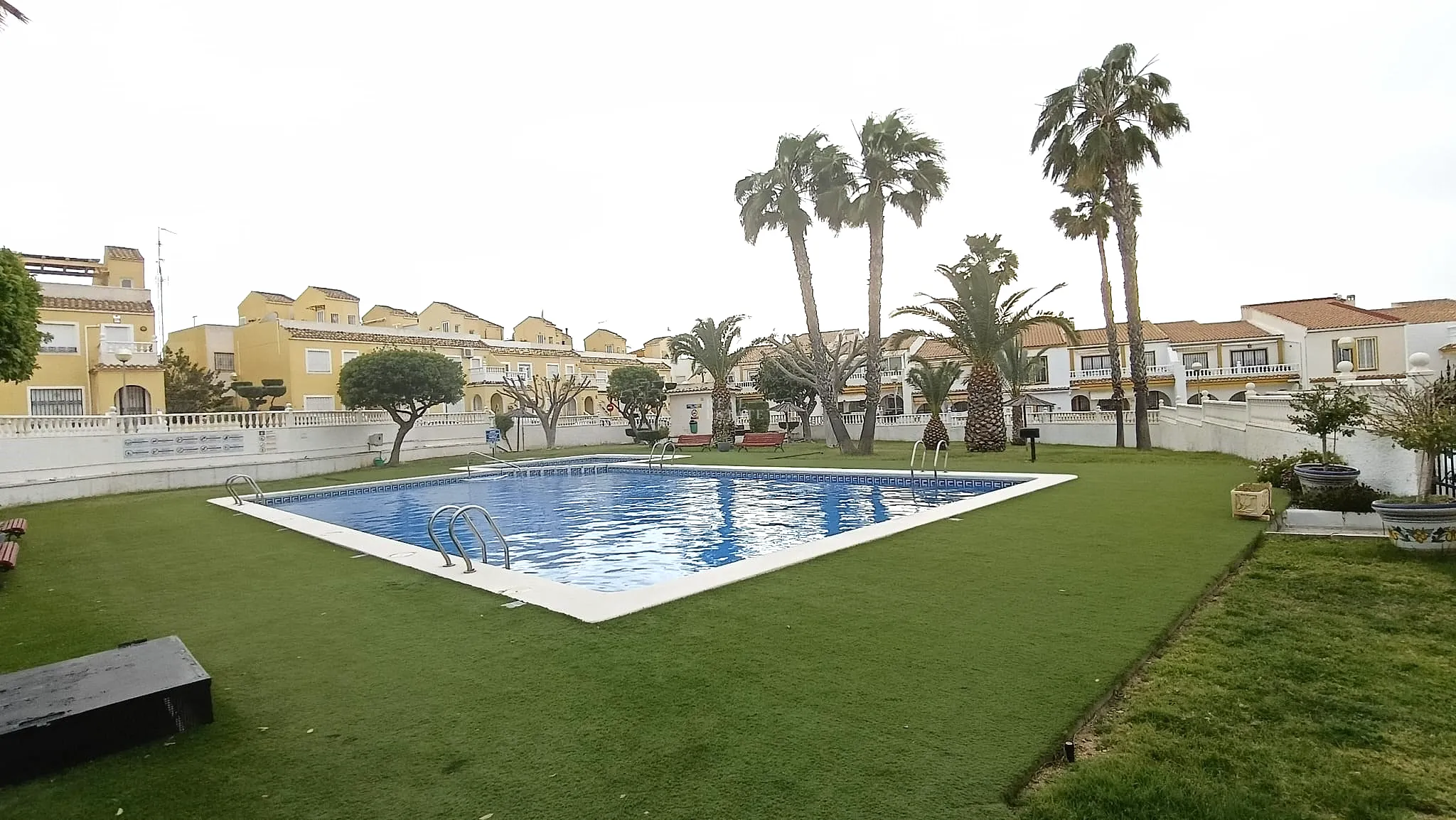 Bungalow te koop in Santa Pola, Alicante, Spanje