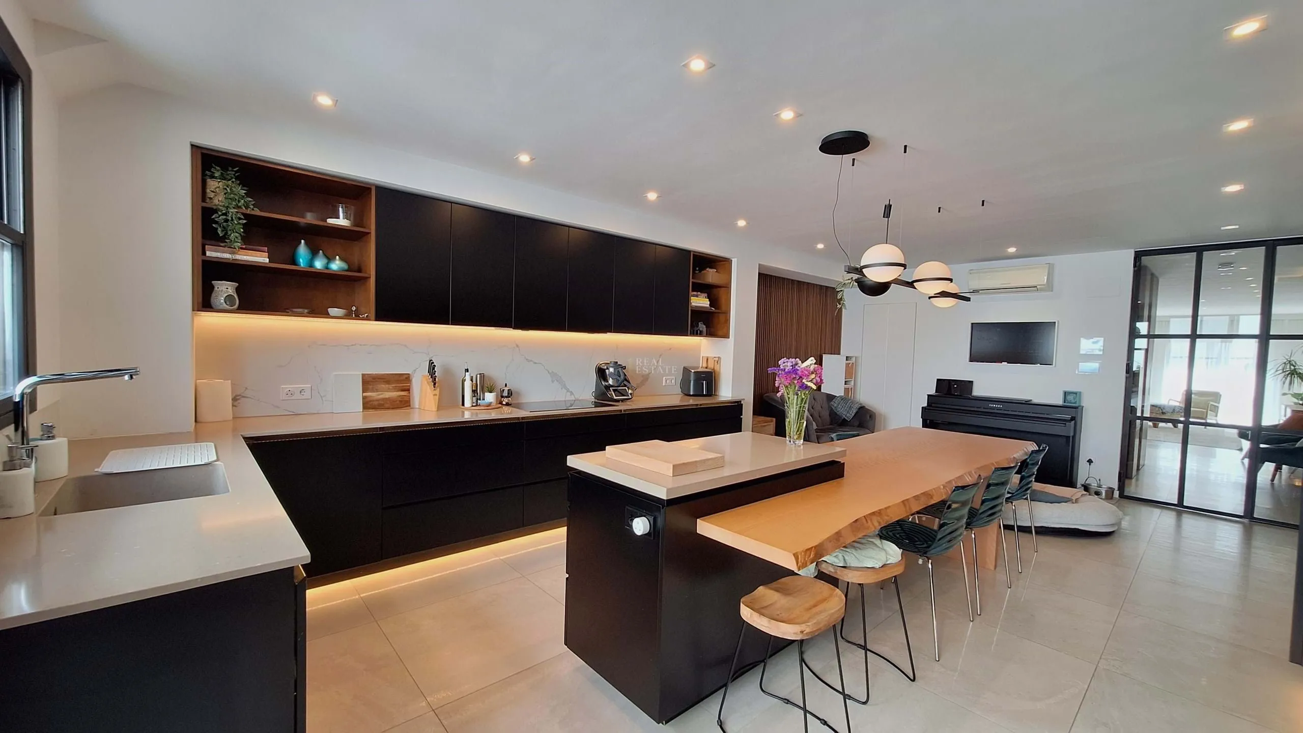 Geschakelde woning (Townhouse) te koop in Jávea Xàbia, Alicante, Spanje