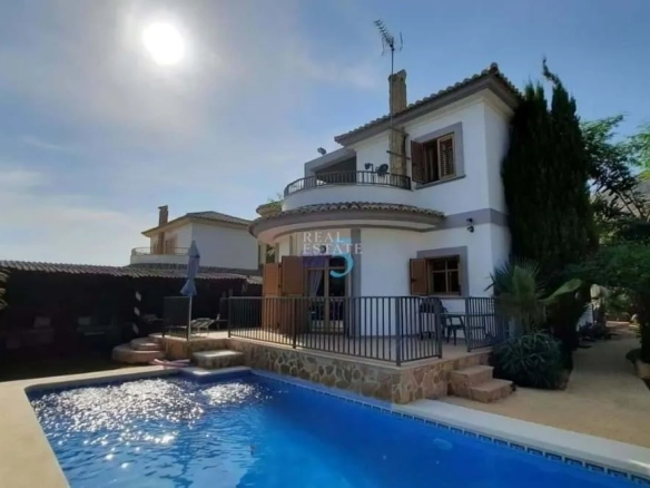 Villa te koop in Finestrat, Alicante, Spanje