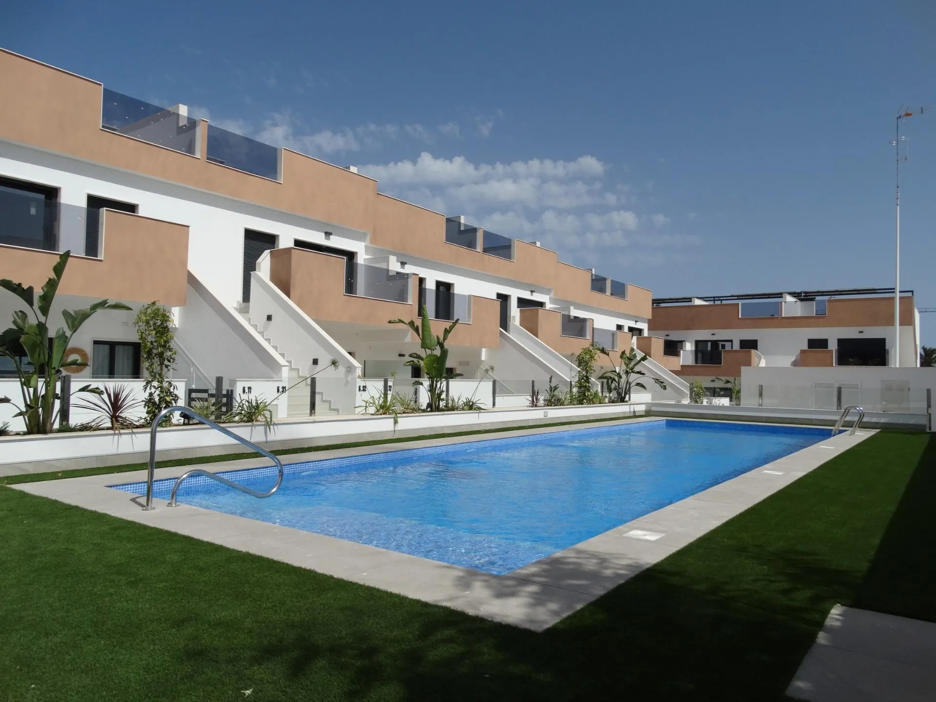 Bungalow te koop in Pilar de la Horadada, Alicante, Spanje