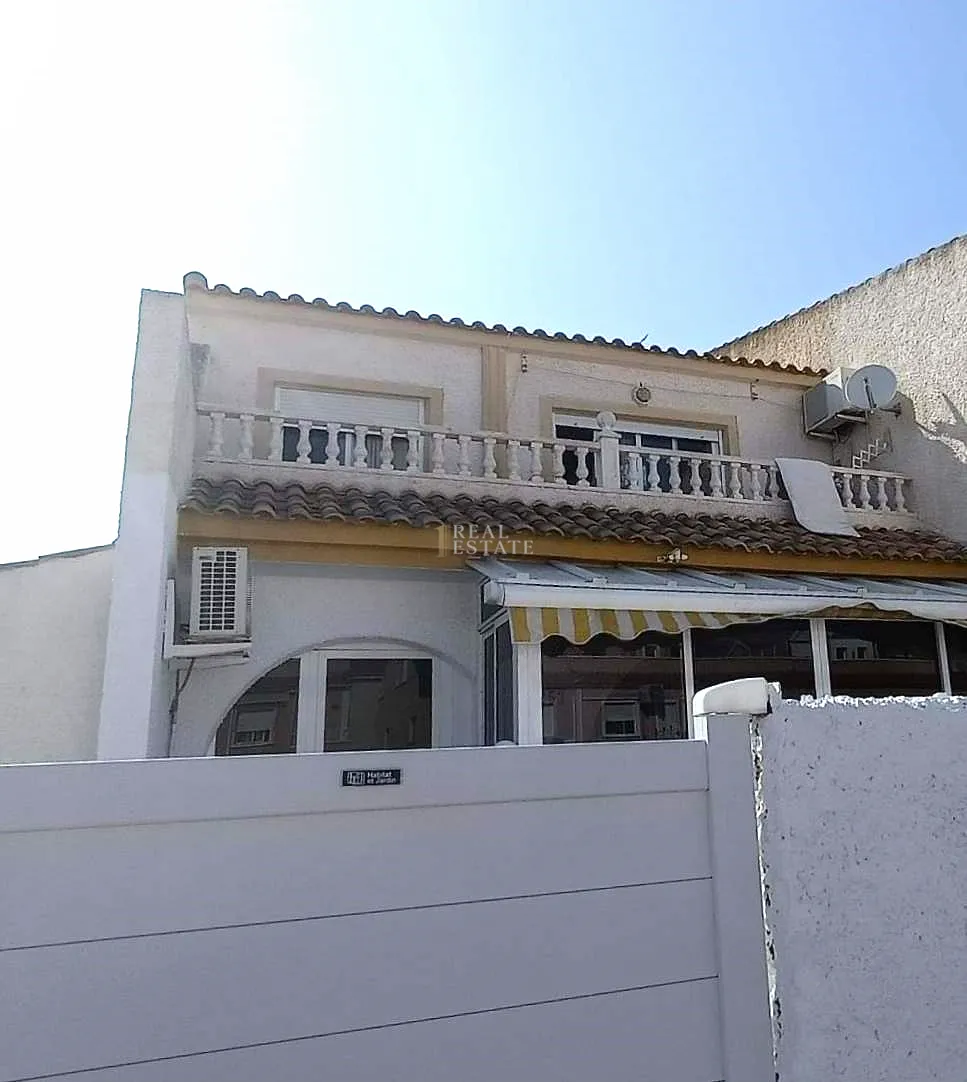 Bungalow te koop in Santa Pola, Alicante, Spanje