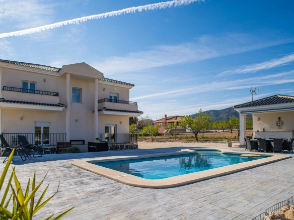 Villa te koop