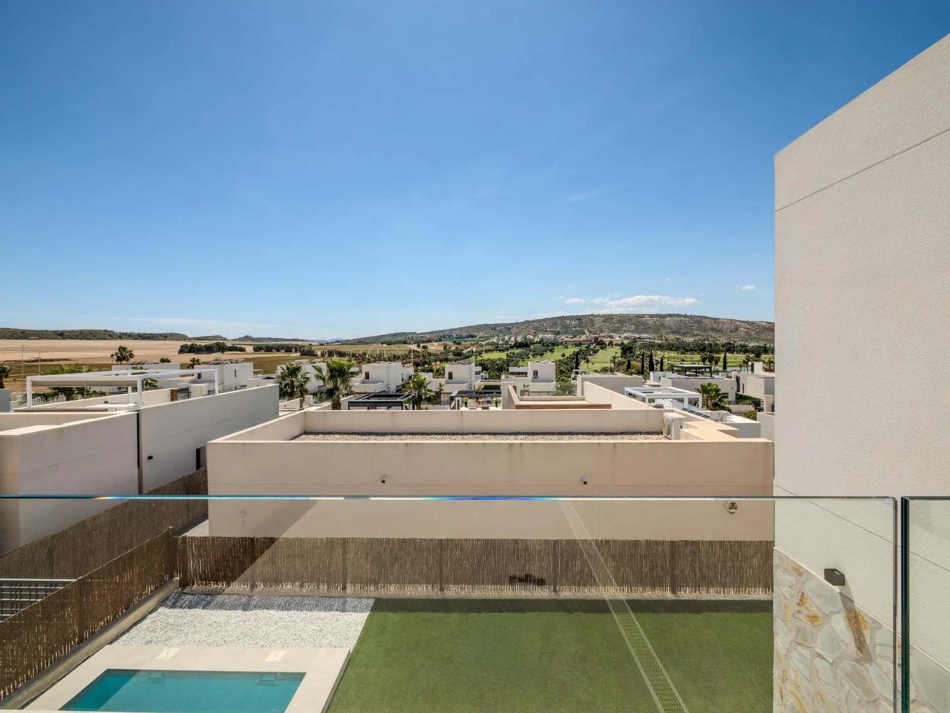 Villa te koop in Algorfa, Alicante, Spanje Villa te koop in Algorfa, Alicante, Spanje