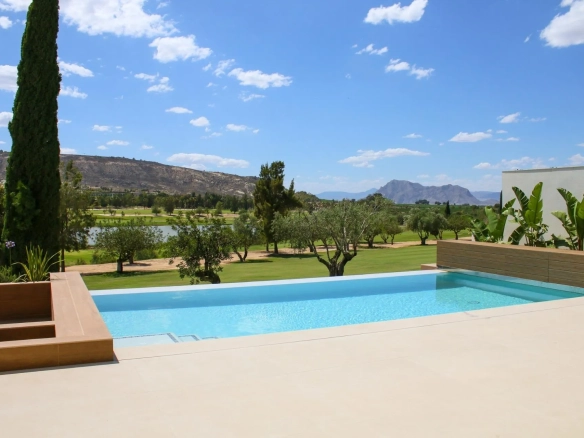 Villa te koop in Algorfa, Alicante, Spanje